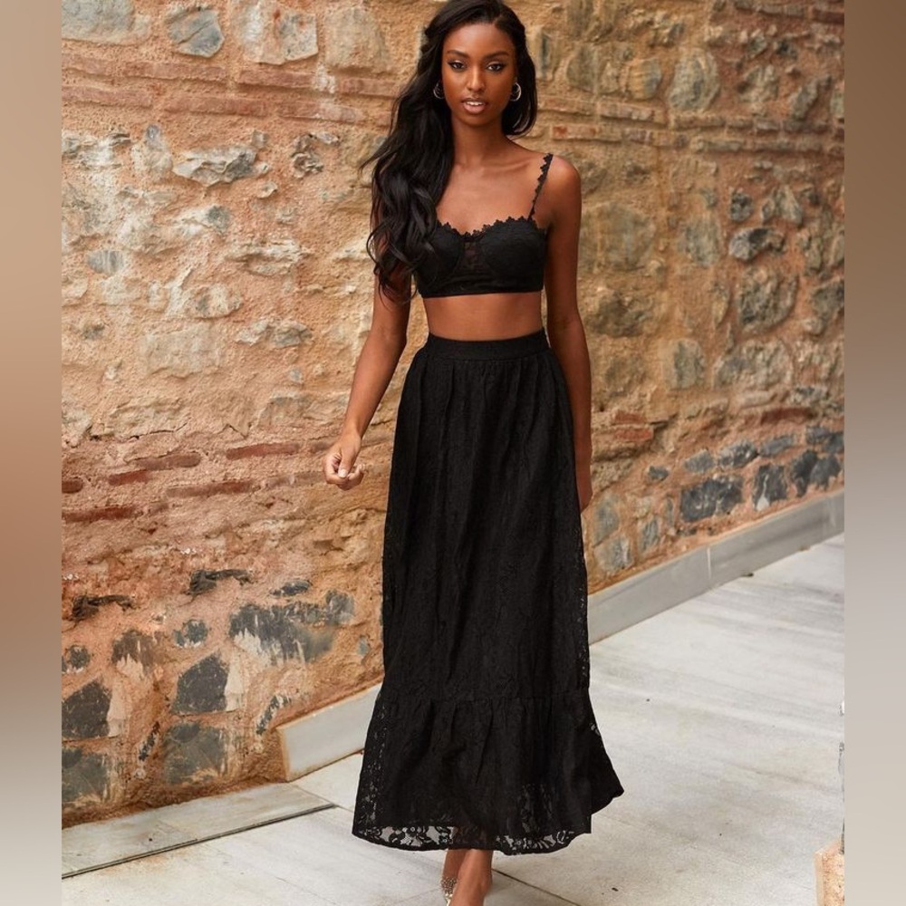 Black lace skirt set